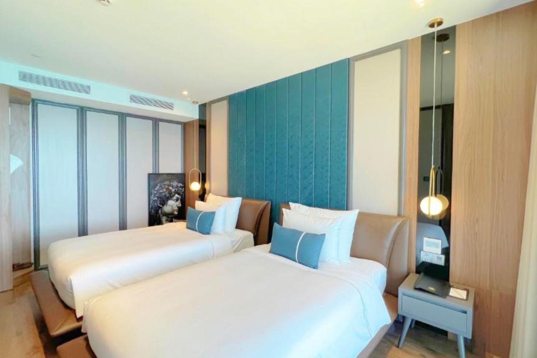 Thiết kế đương đại tại phòng Elizabeth suite 