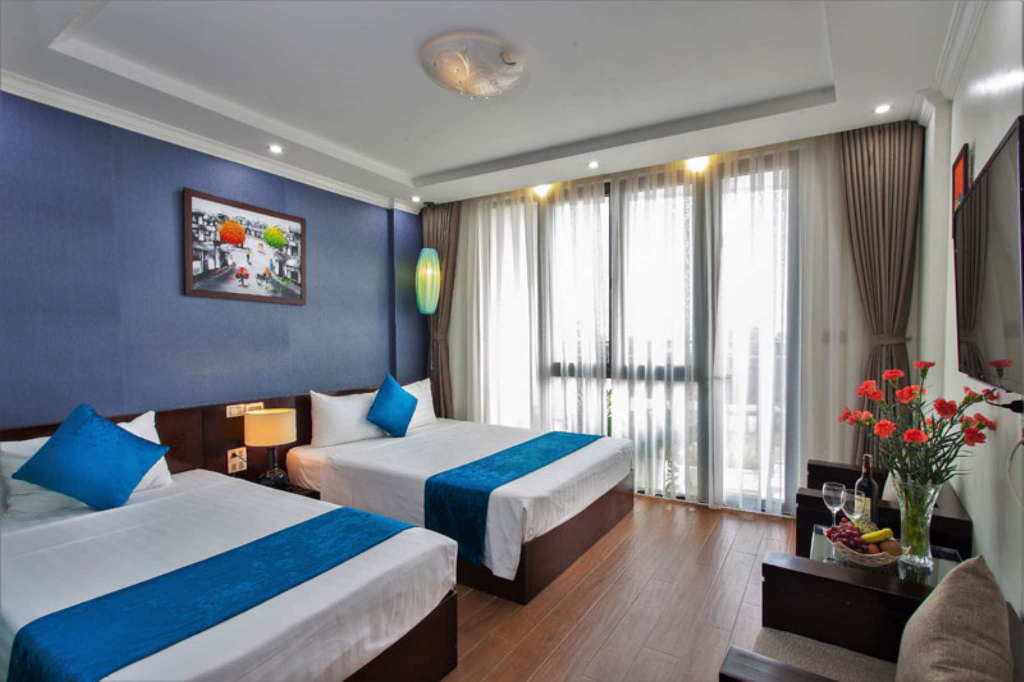 Phòng executive triple tại Hanoi Bella Rosa Suite 