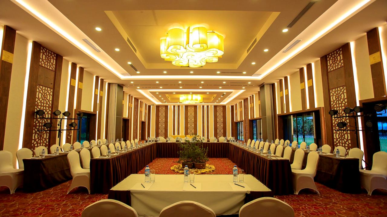 Phòng hội thảo tại Serena Resort Hòa Bình