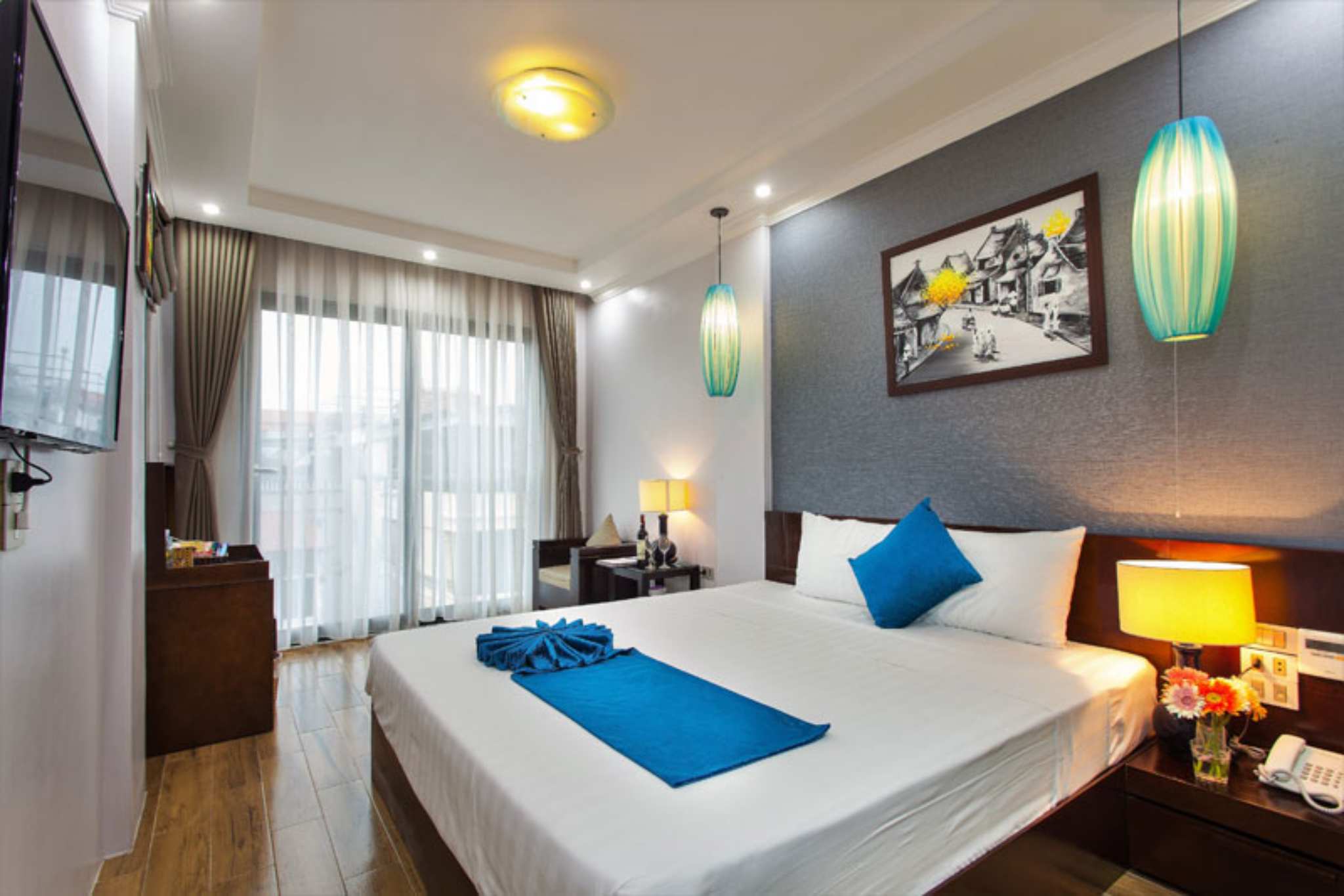 Phòng junior suite view thành  phố tại Hanoi Bella Rosa Suite 