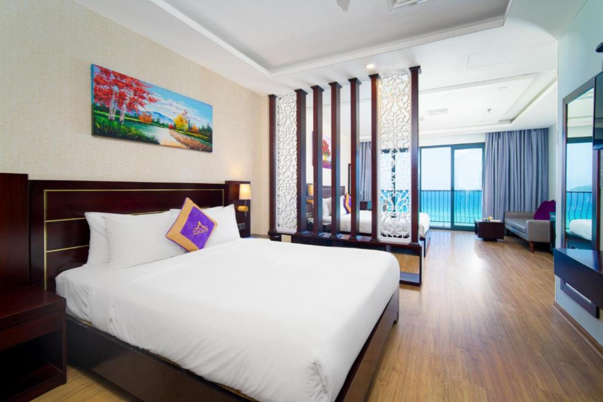 phòng suite hướng biển