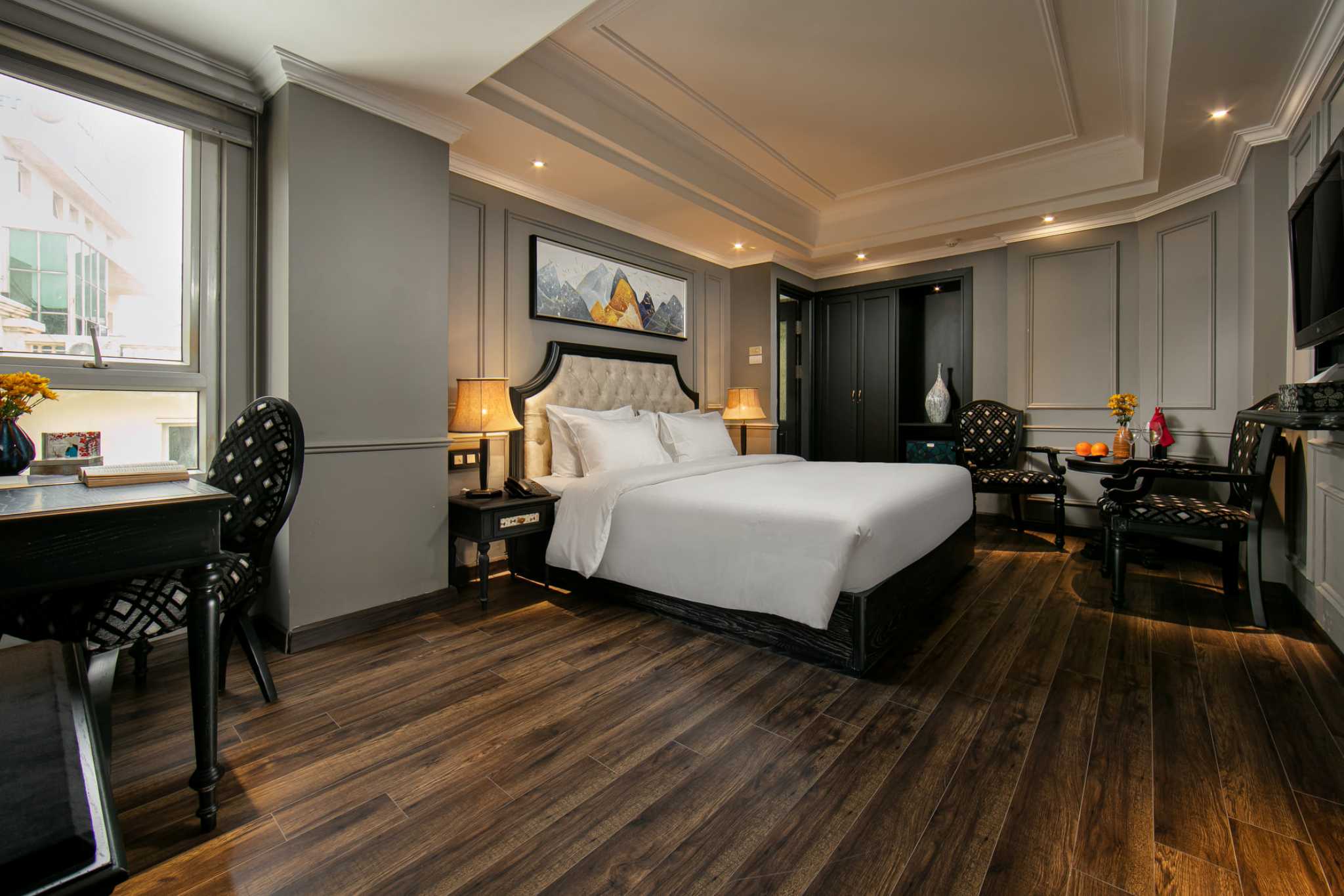 Phòng Senior Suite tại Scent Premium Hotel Hà Nội