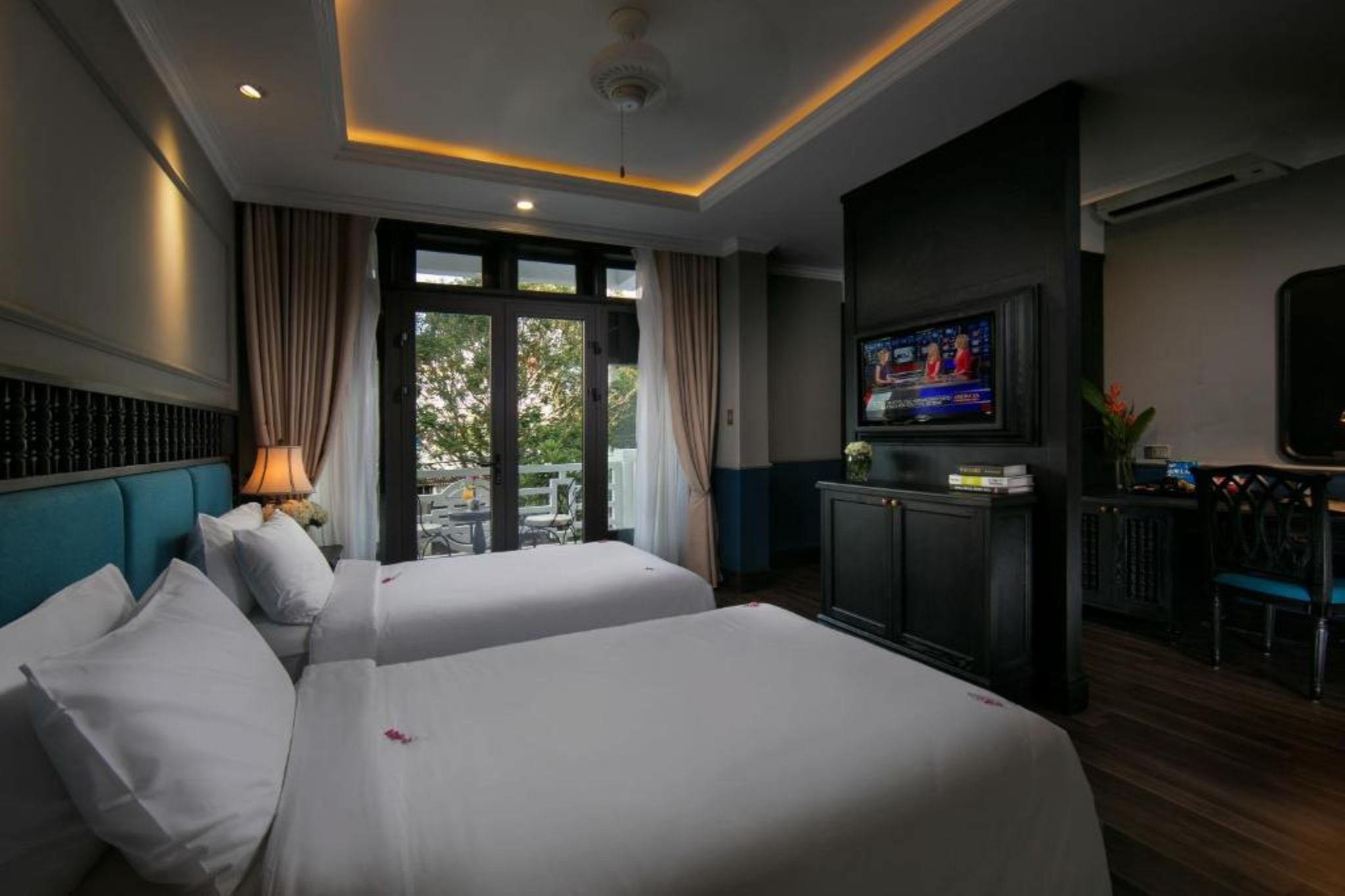 phòng suite 2 giường đơn