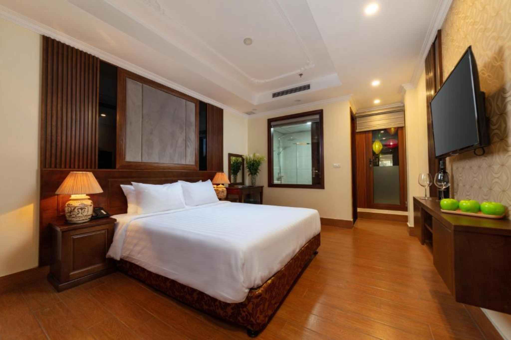 Phòng superior double room tại The West Hotel & Spa 