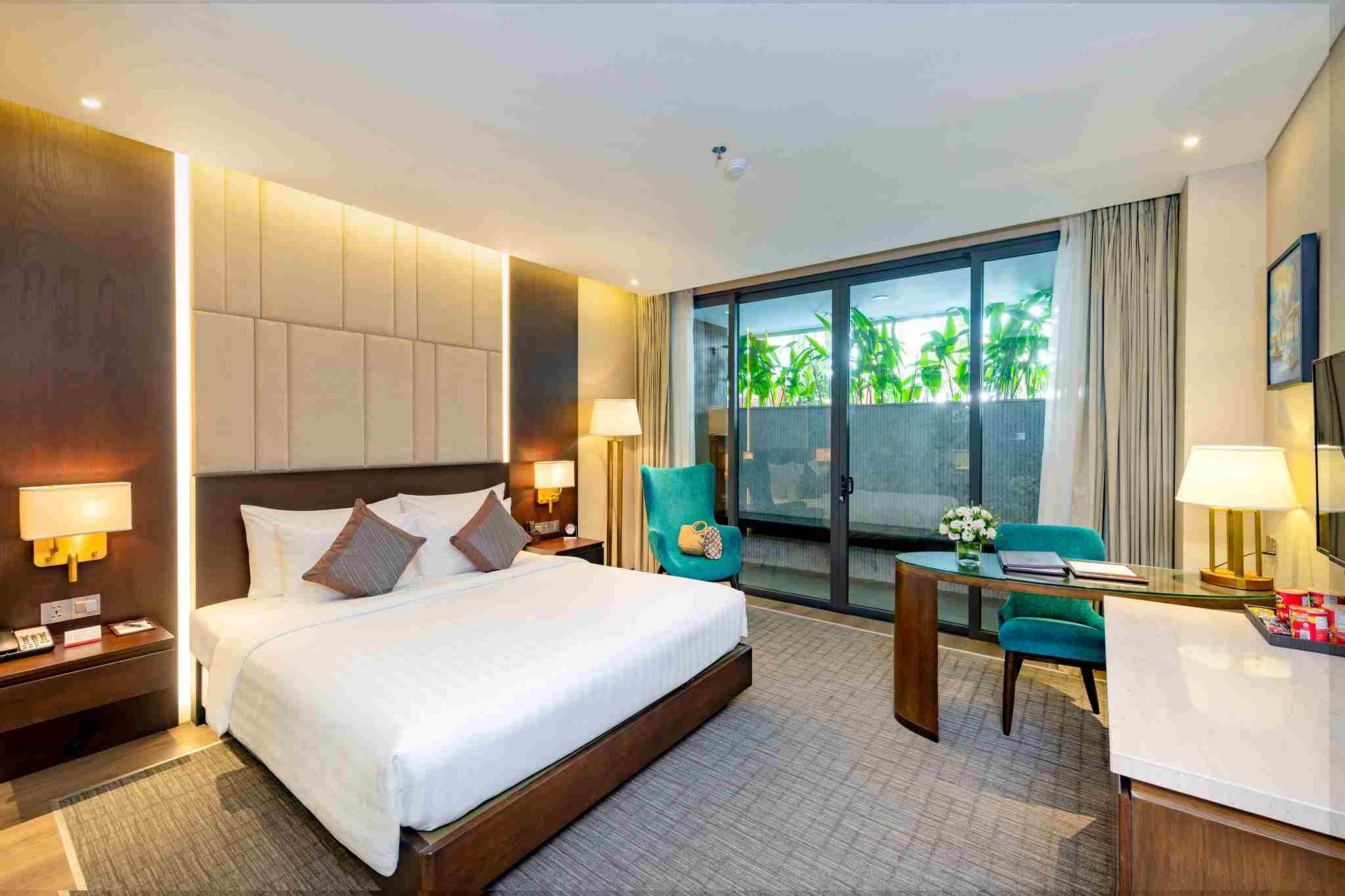 Phòng Superior tại New Orient Hotel Đà Nẵng