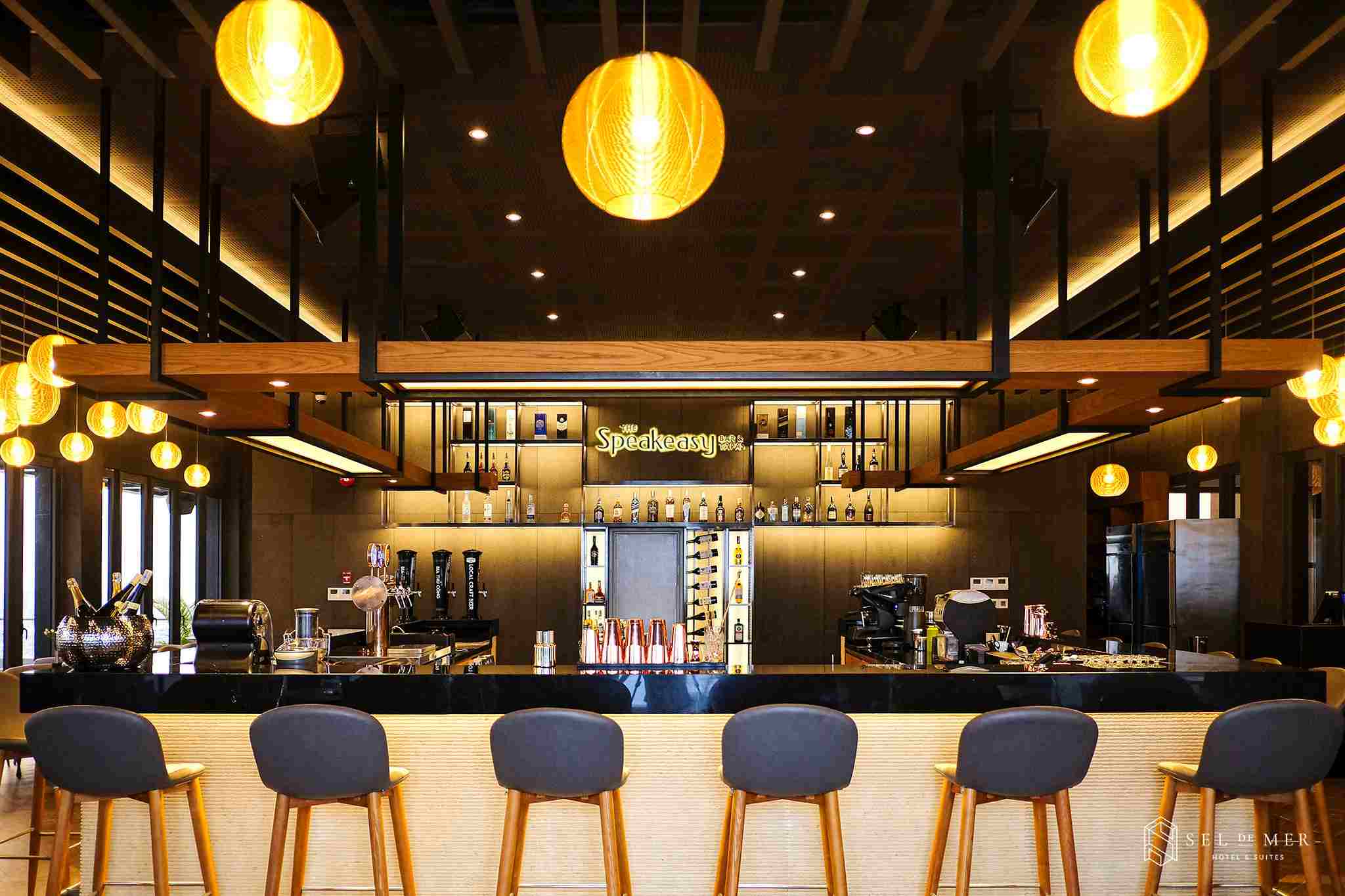 The Speakesasy bar & tapas của Sel de Mer Hotel & Suites  