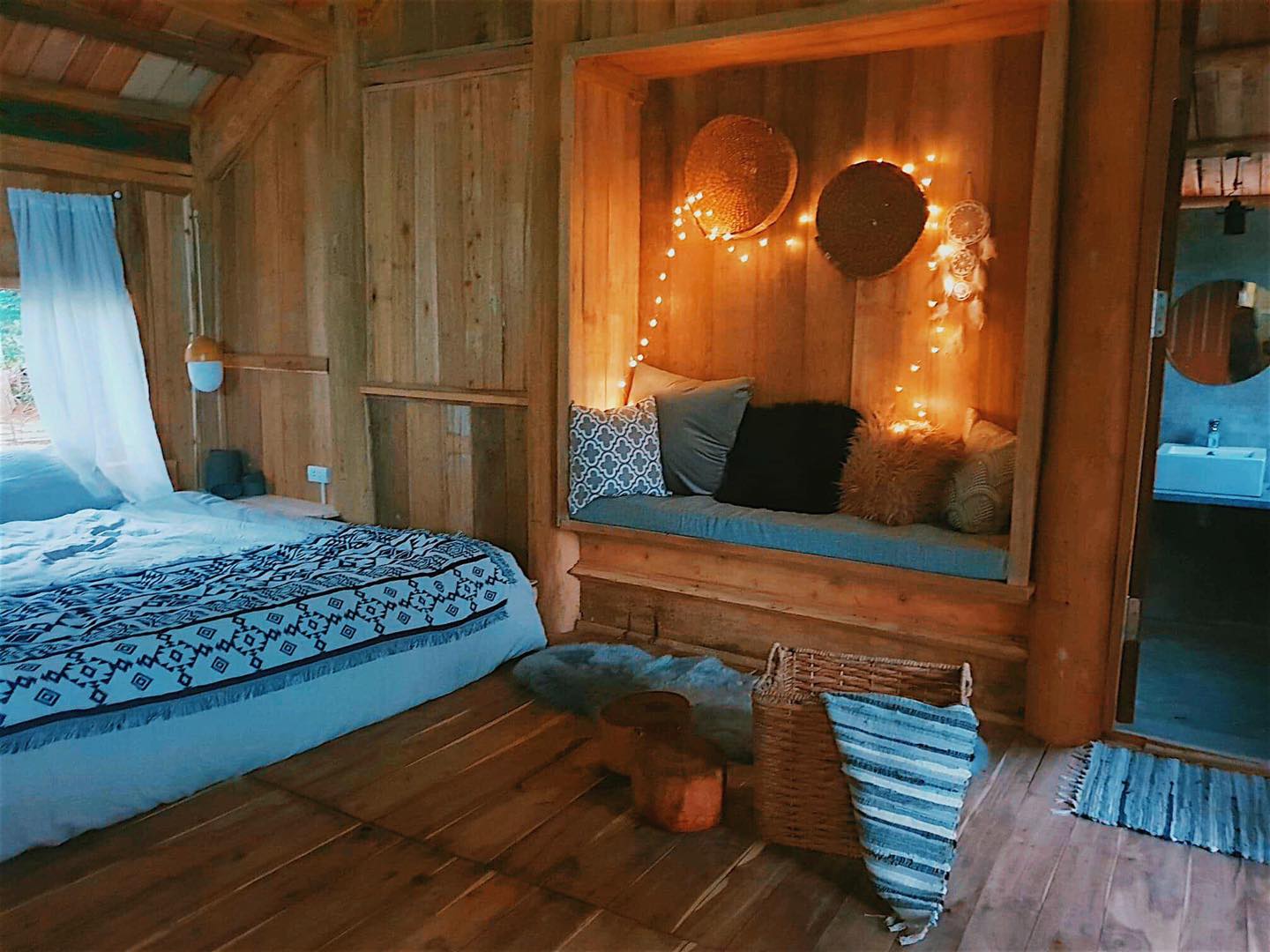 Queen’s Homestay Ba Vì doanh thu