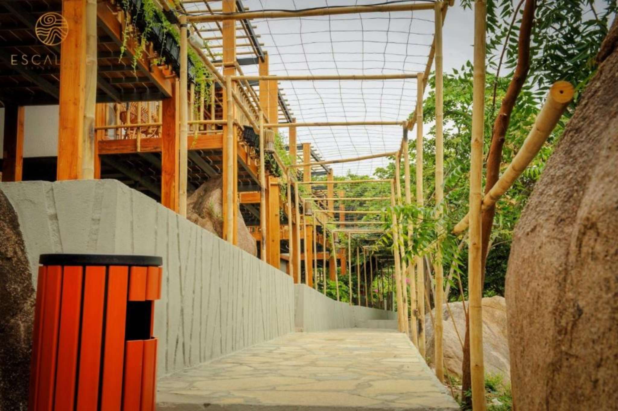 Không gian ngoài trời tại Escalade Experience Cam Ranh