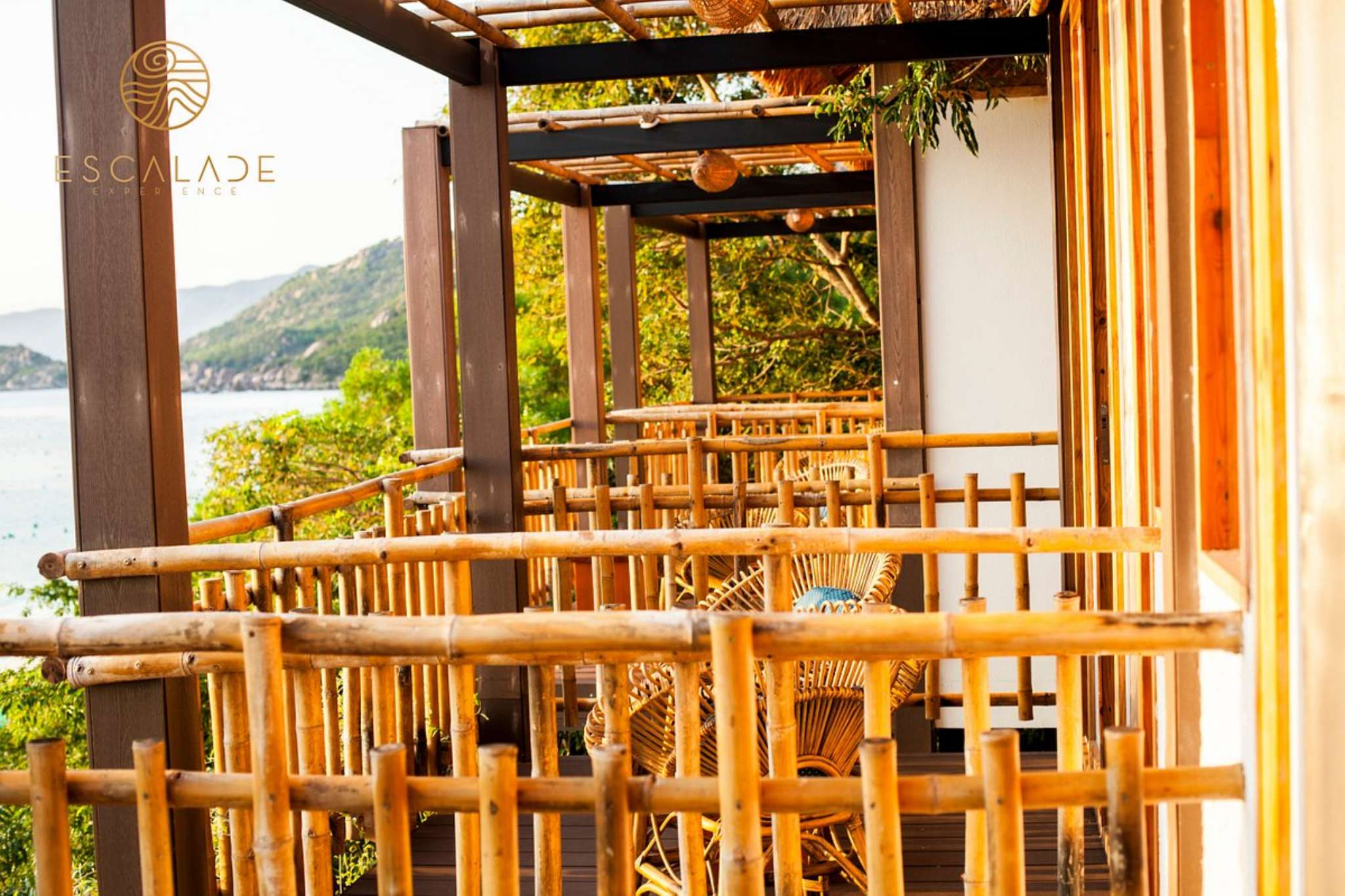 thiết kế ban công tại Escalade Experience Cam Ranh