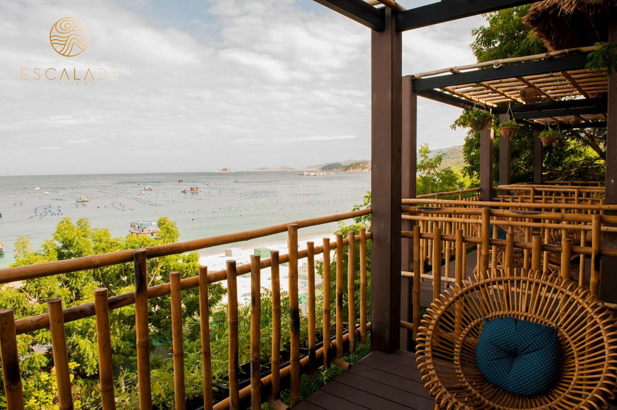 Thiết kế ban công tại Escalade Experience Cam Ranh