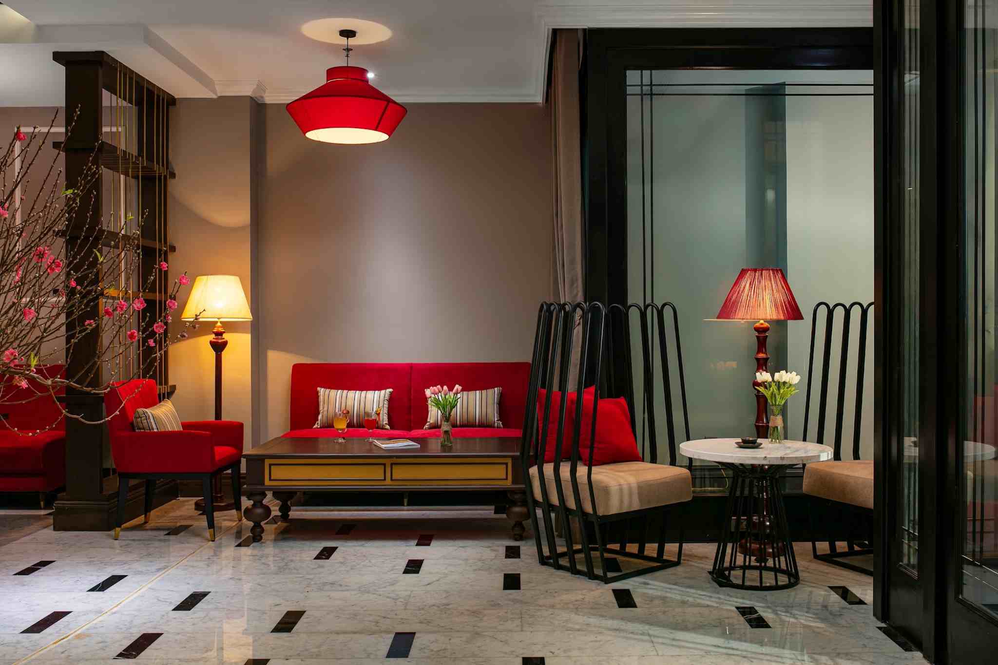 review Hanoi Lion Boutique Hotel