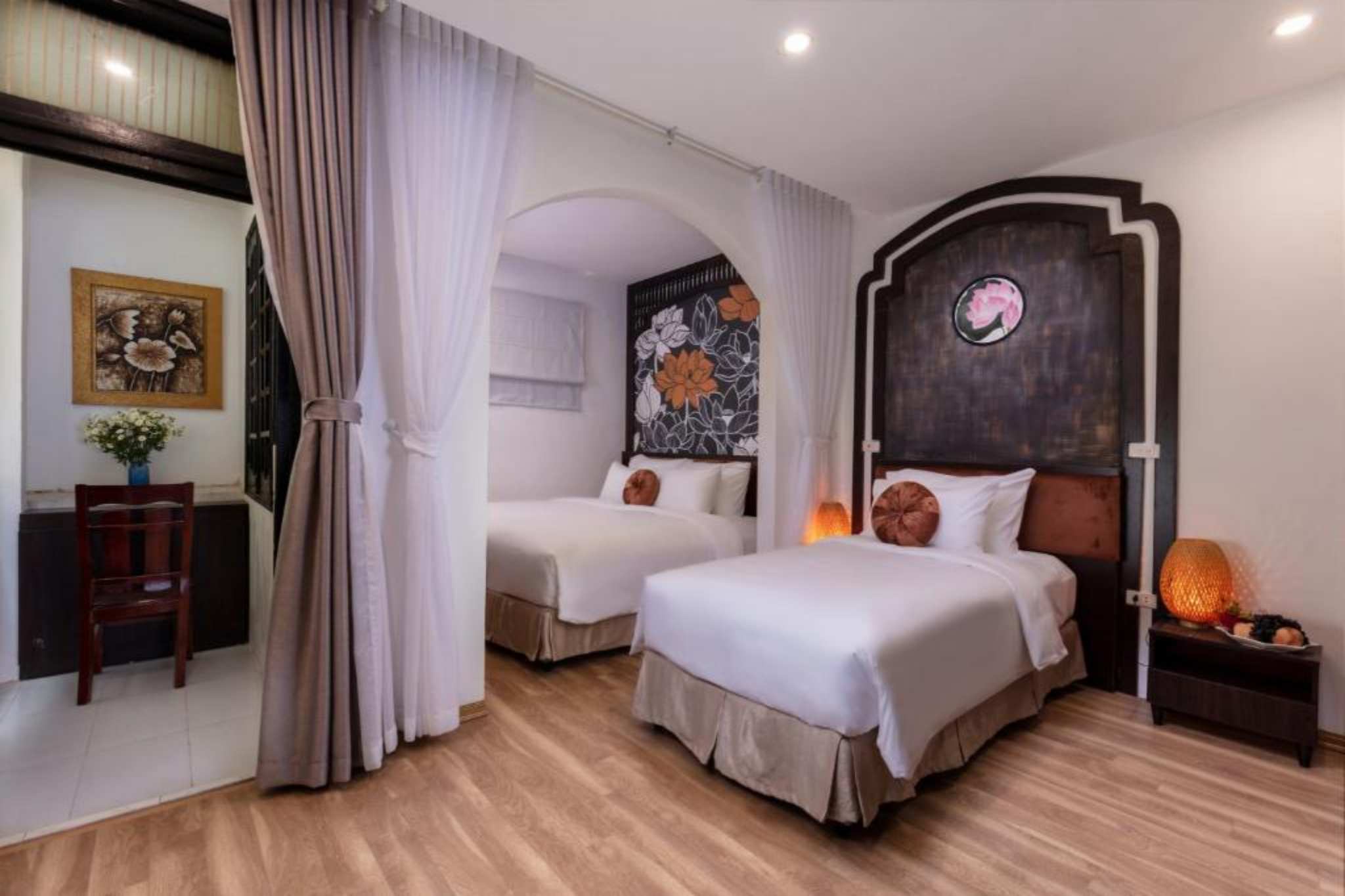 Phòng ngủ tại Ha Noi Lullaby Hotel & Travel