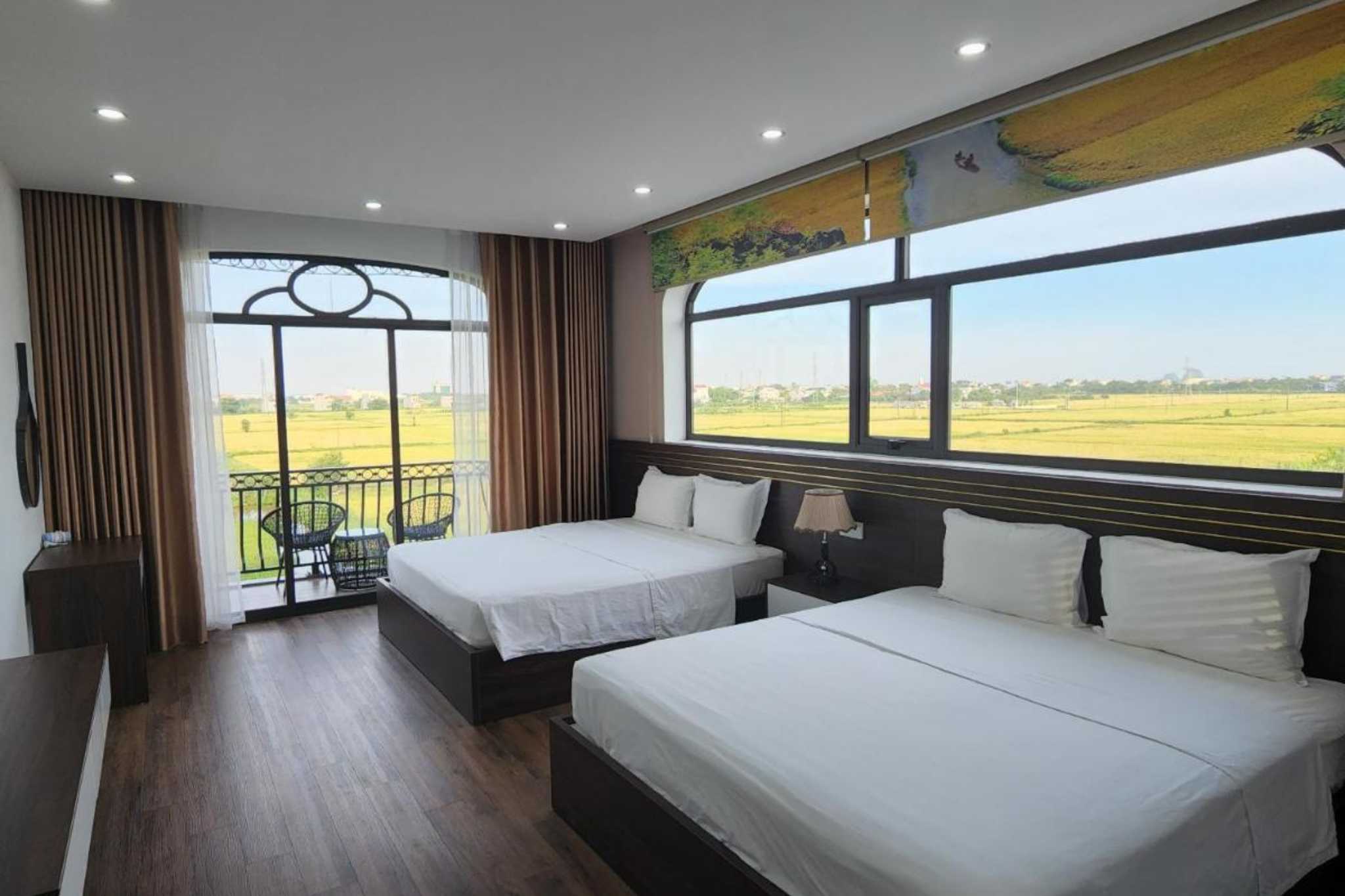 Không gian rộng rãi của phòng ngủ