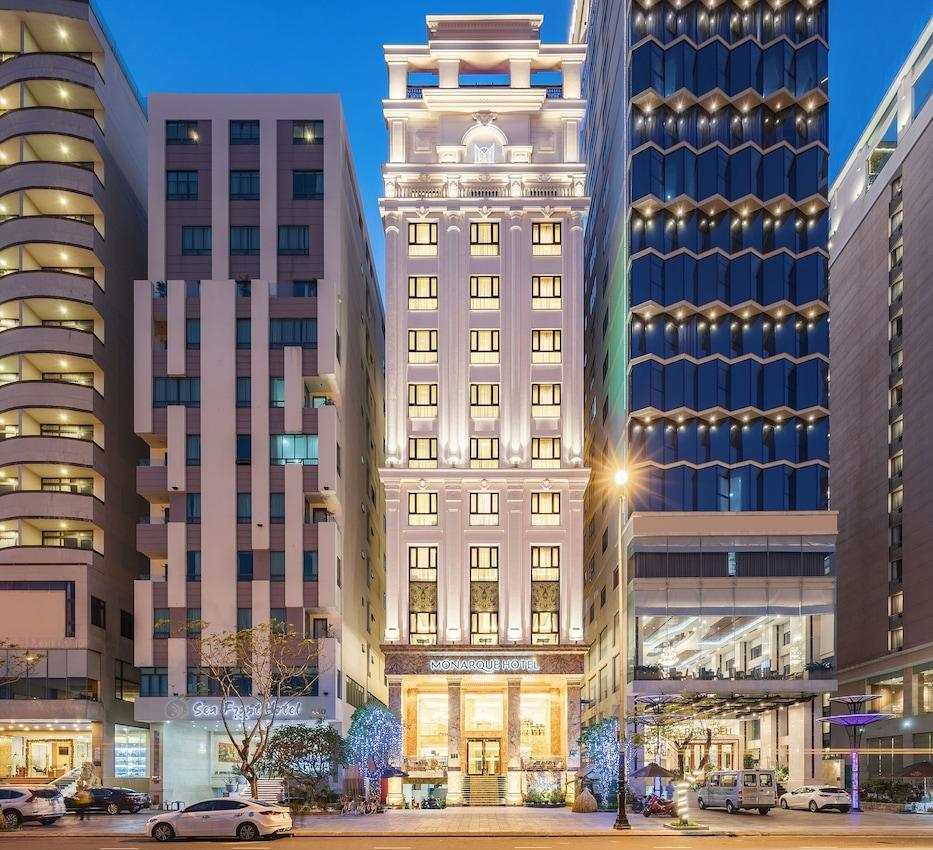 Review Monarque Hotel Đà Nẵng