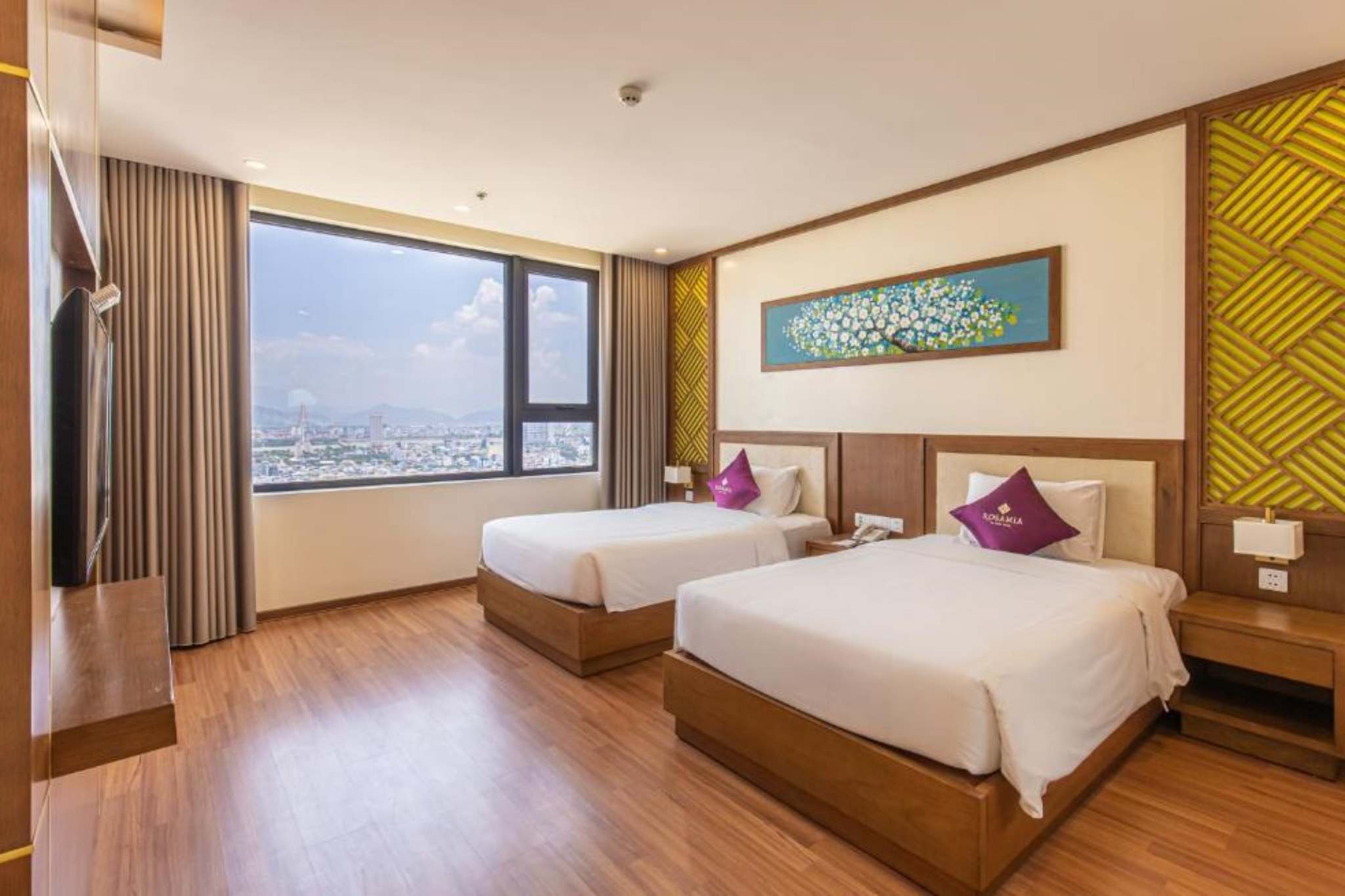 Không gian phòng nghỉ của Rosamia Da Nang Hotel 