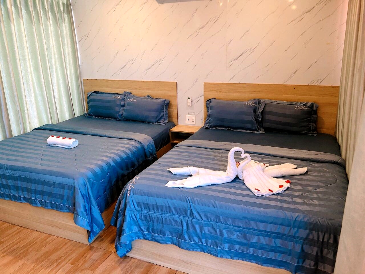 Phòng ngủ tầng 2 của  Seaside Villas An Viên Nha Trang