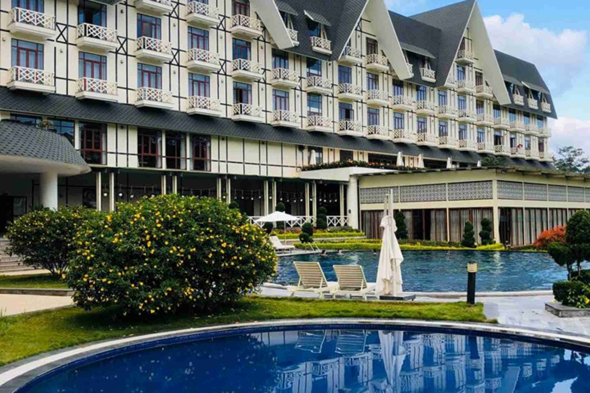 review Swiss Belresort Tuyền Lâm 