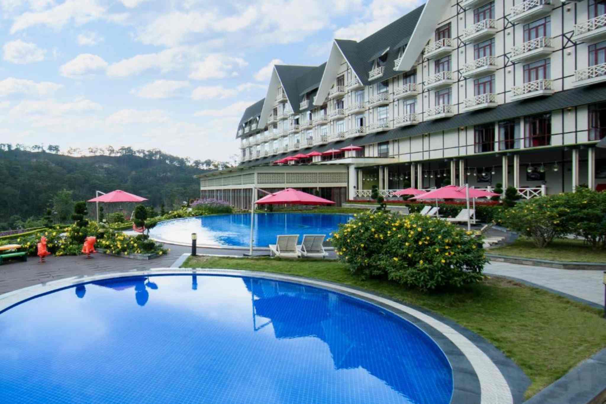 review  Swiss Belresort Tuyền Lâm 