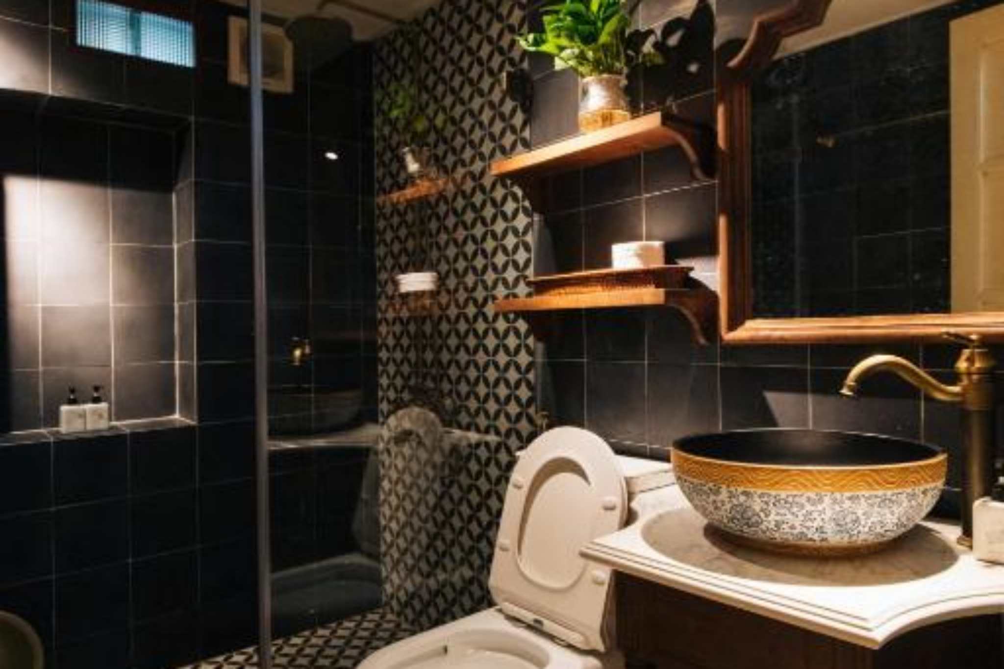 phòng tắm sang trọng của Tonkin House Hà Nội