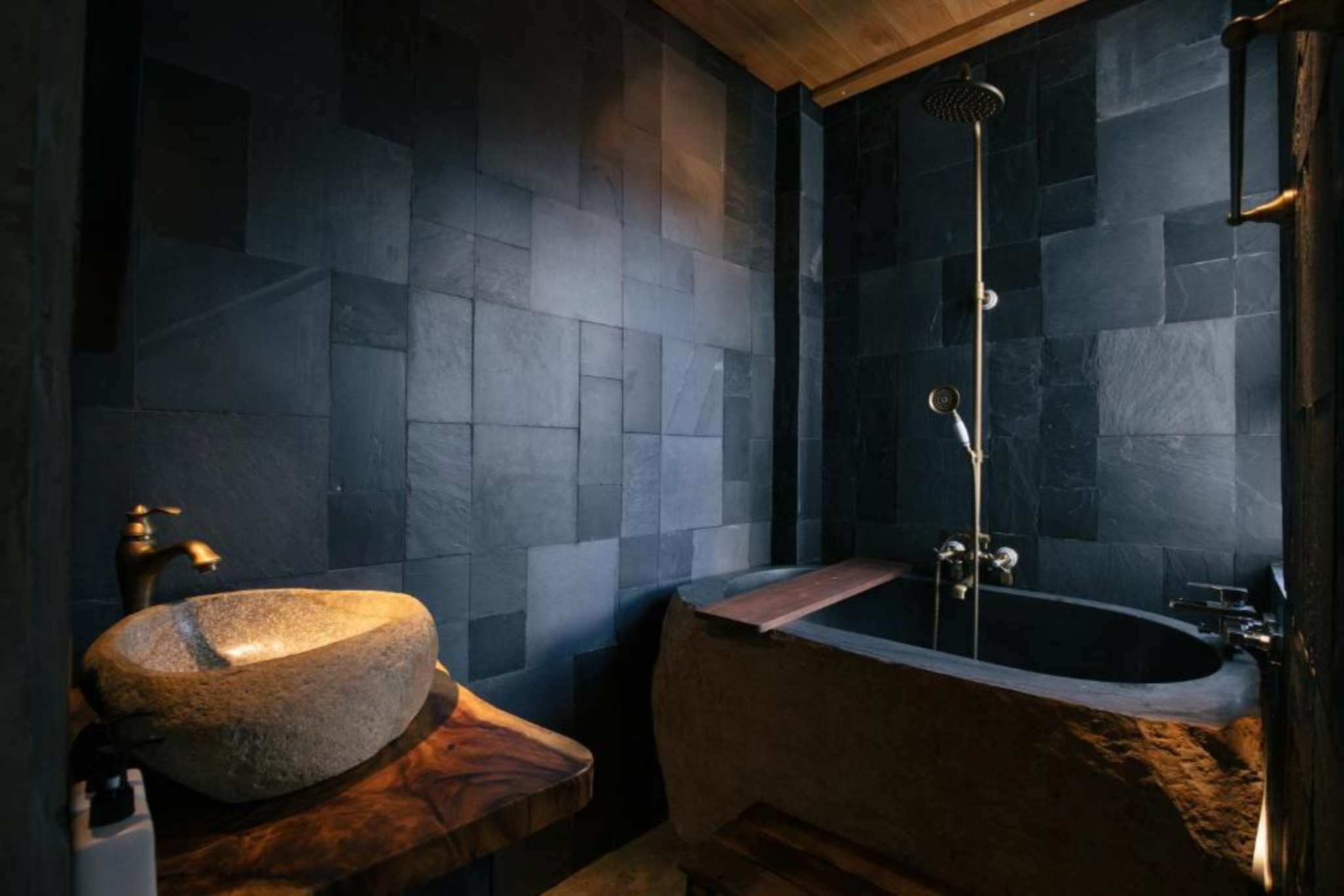 Thiết kế phòng tắm của Tonkin house Hà Nội