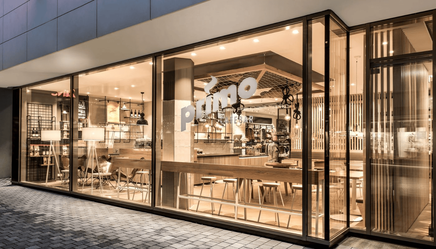 Sai lầm khi thiết kế quán cafe 2 tầng là lạm dụng kính