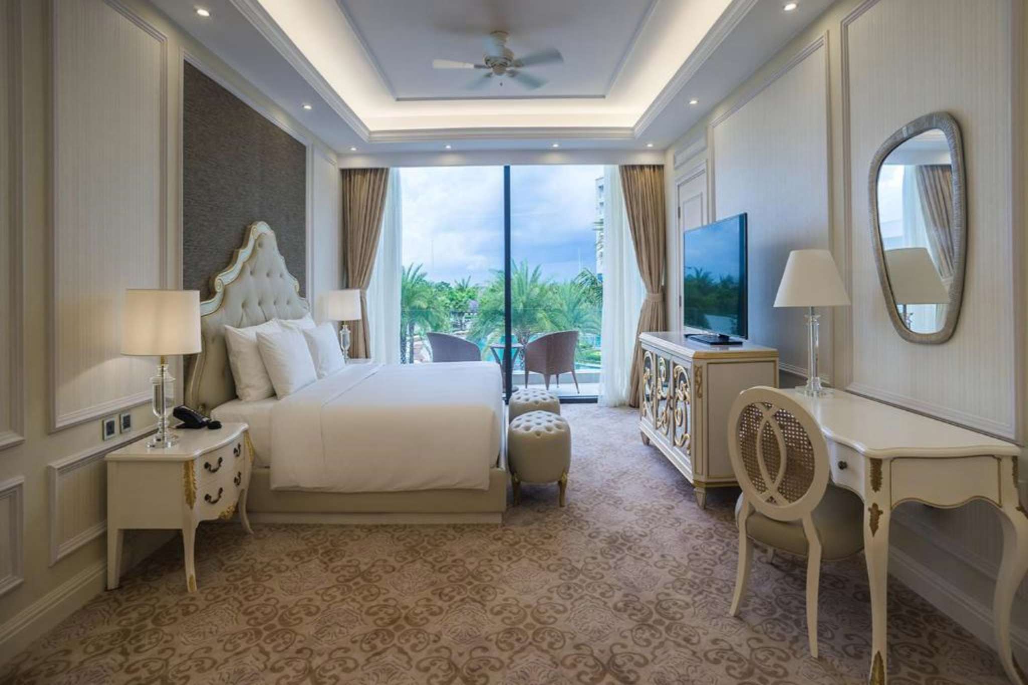 Suite Executive tại Radisson Blu Resort Phú Quốc