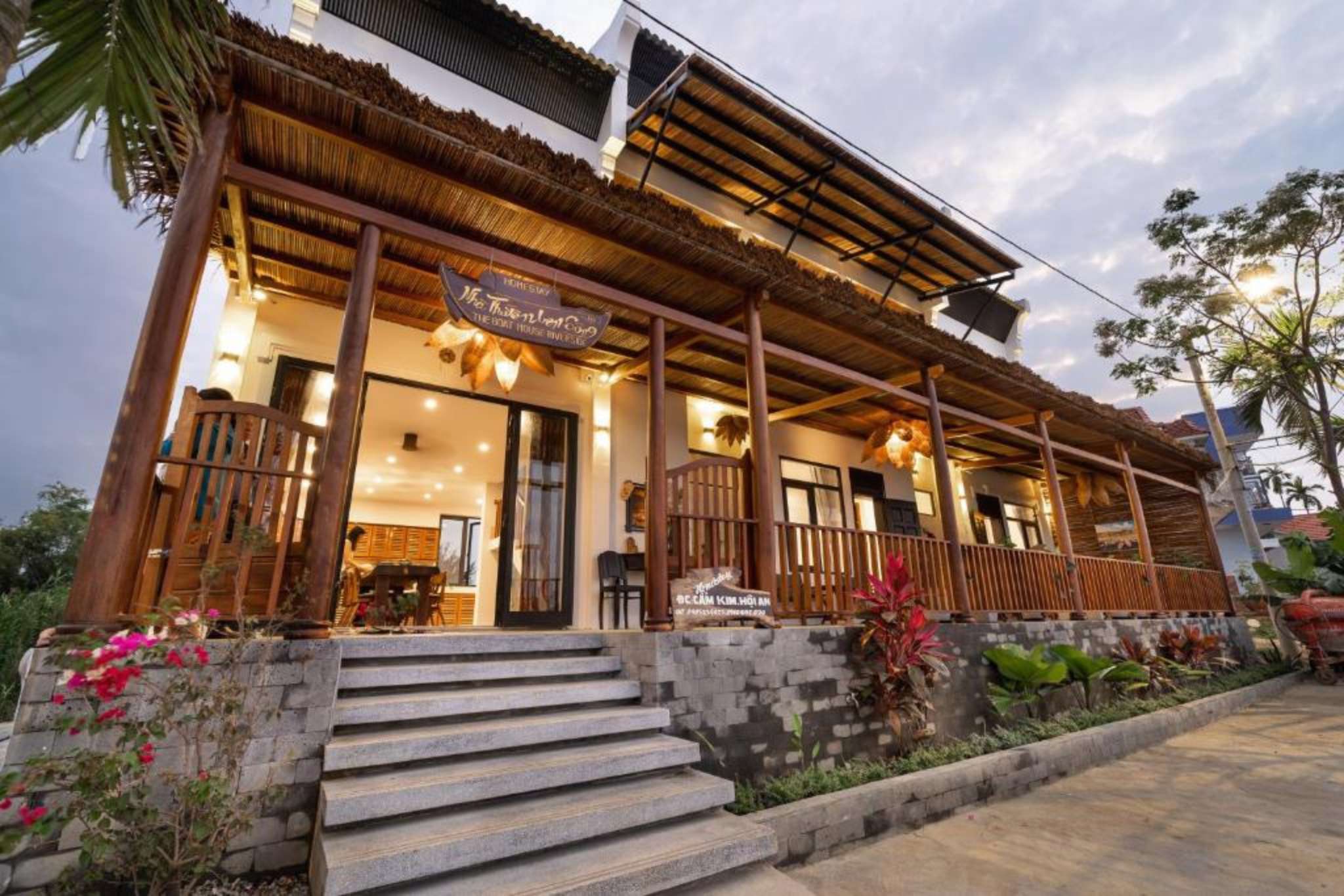 The Boathouse Riverside Homestay Hội An