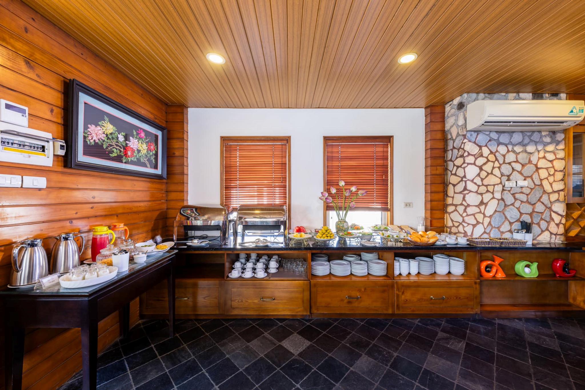 thi công nội thất khách sạn giá rẻ nguyên liệu