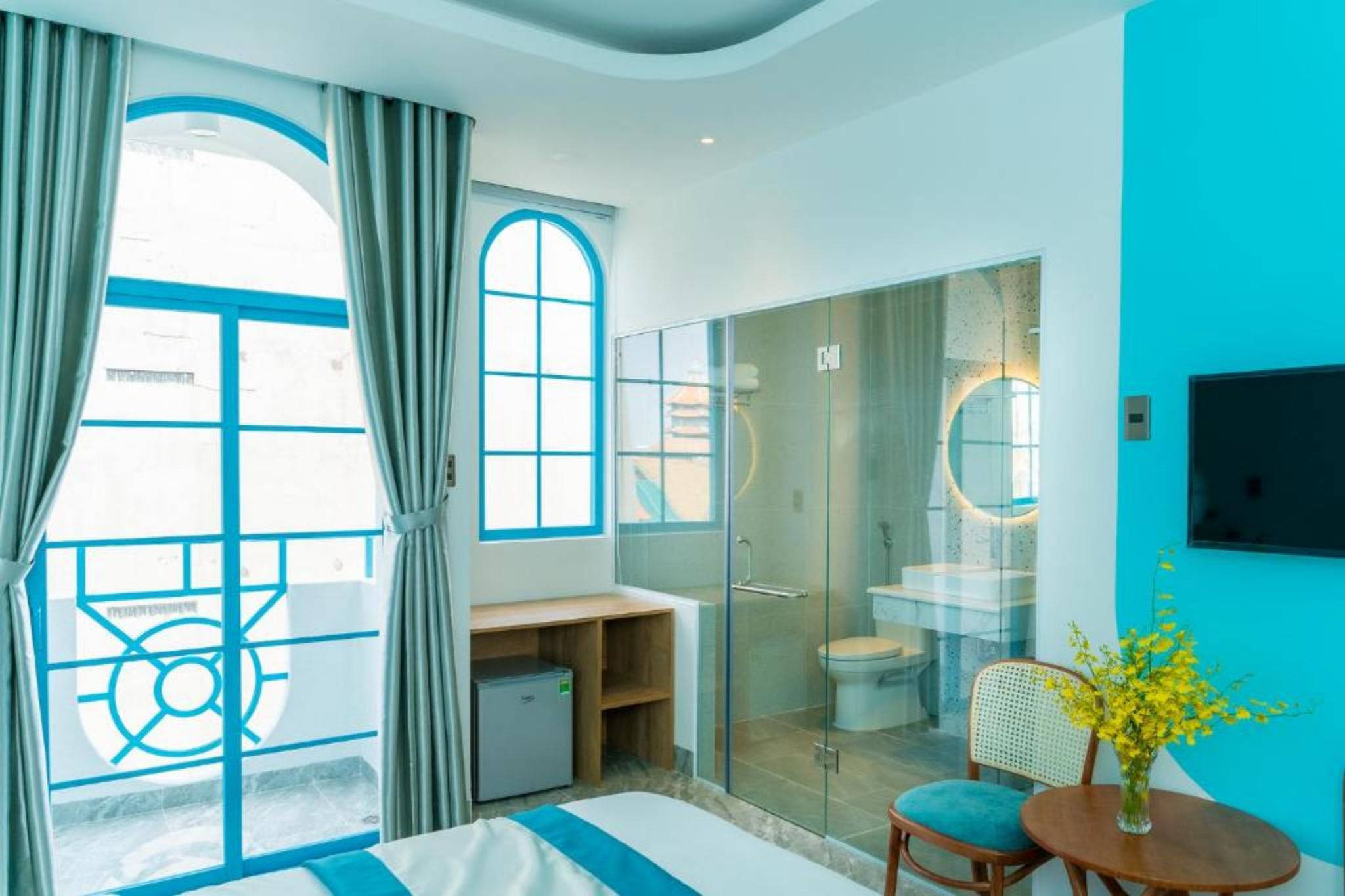 thi công nội thất khách sạn ven biển nguyên liệu chất lượng cao