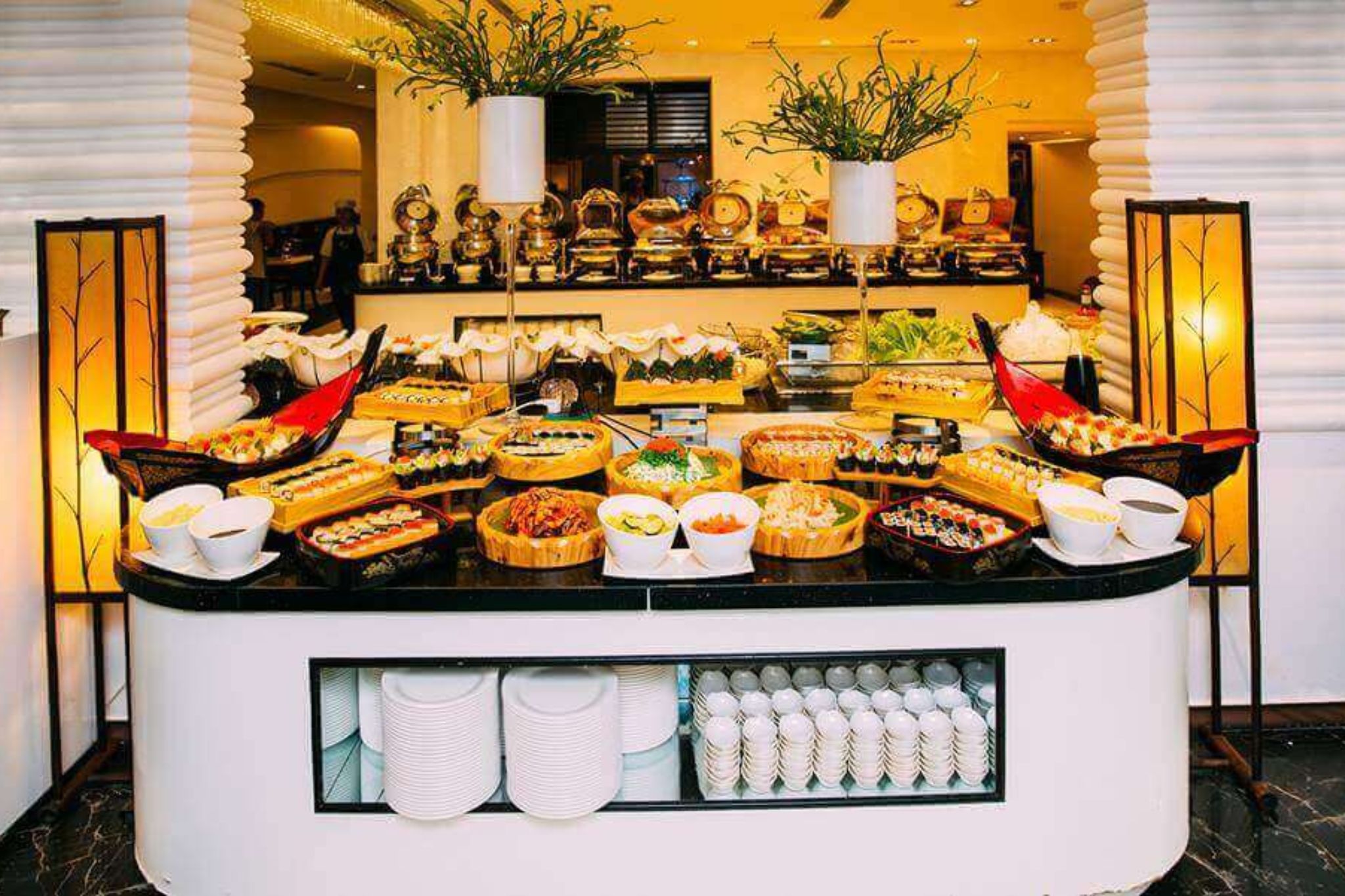 thiết kế quầy buffet là trung tâm chú ý