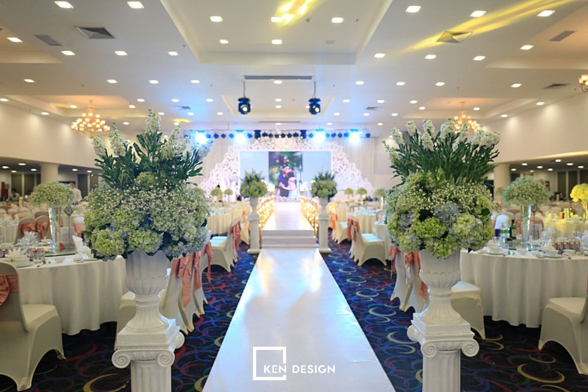 thiết kế nhà hàng tiệc cưới