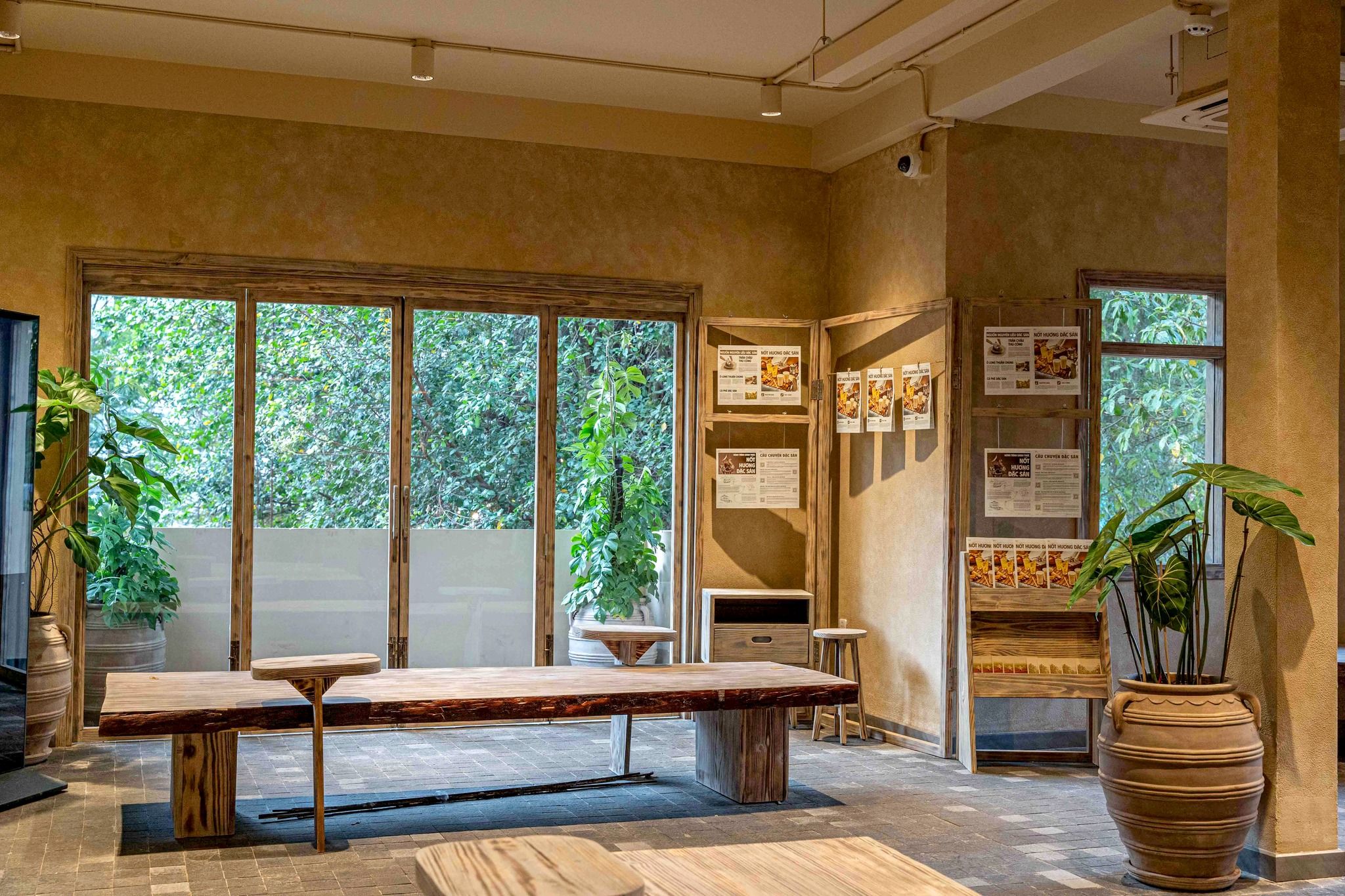 Thiết kế Phê La Xuân Thủy