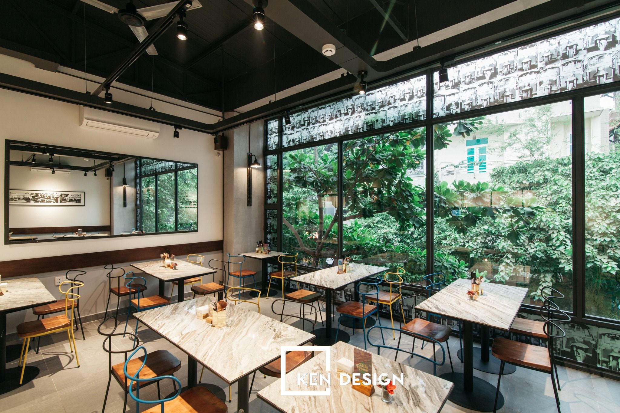 Thiết kế Tuk Tuk Thai Bistro - năng động, trẻ trung | Kendesign