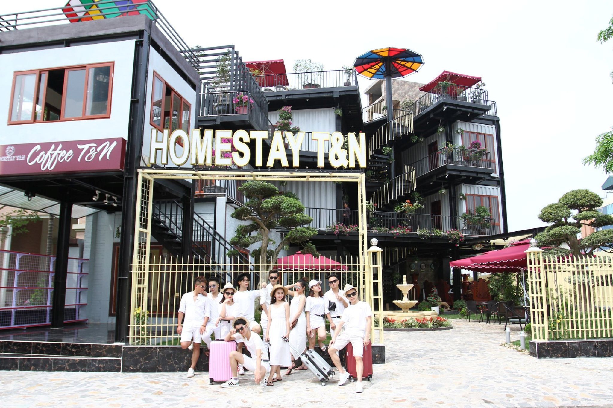 mẫu thiết kế phòng homestay bằng container T&N