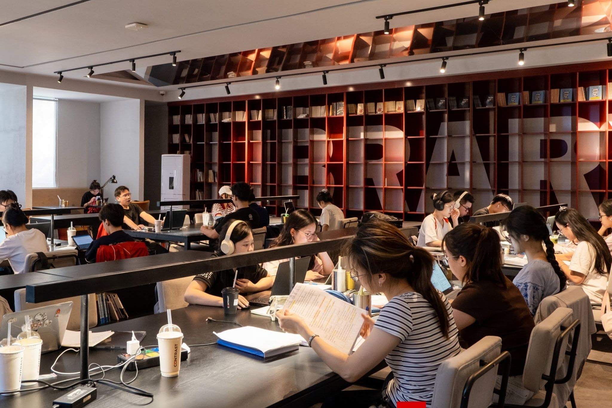 Mẫu quán Cafe làm việc (Work Cafe)