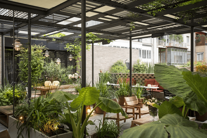 Trang trí quán cà phê sân vườn